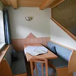Apartment Beim Brunnen 12 *