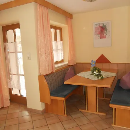 Apartmán Beim Brunnen 12